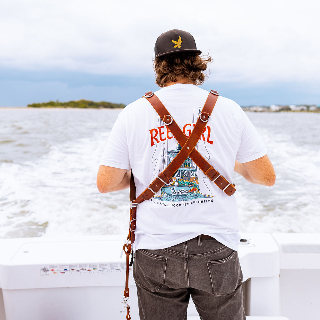 Shirt Hook 'Em Tee – Unisex Outdoor Graphic Tee